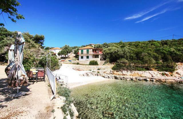 Apartament Faros Oasis Gdinj Zewnętrze zdjęcie
